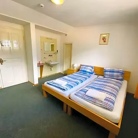 Hotel Christina *
